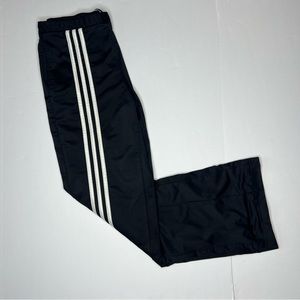 Adidas women’s track style pants 100% polyester size medium